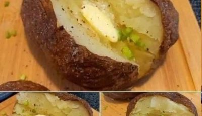 Sour Cream and Chives Baked Potatoes