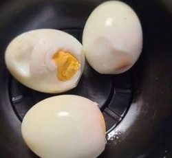 Doctors reveal that eating eggs in the evening causes …