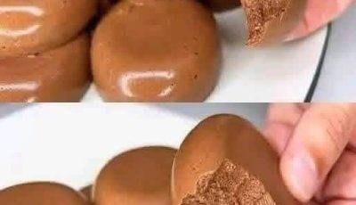3-Ingredient Chocolate Mousse Bites