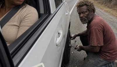 A Homeless Man Helped Me Change a Flat Tire on Route 9 Where My Son Disappeared 20 Years Ago – What He Left on My Passenger Seat Brought Me to My Knees