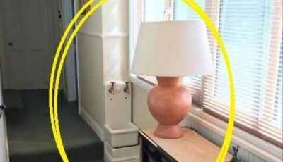 The Purpose of Small Hallway Sinks – A Forgotten Detail From Old-World Home Design